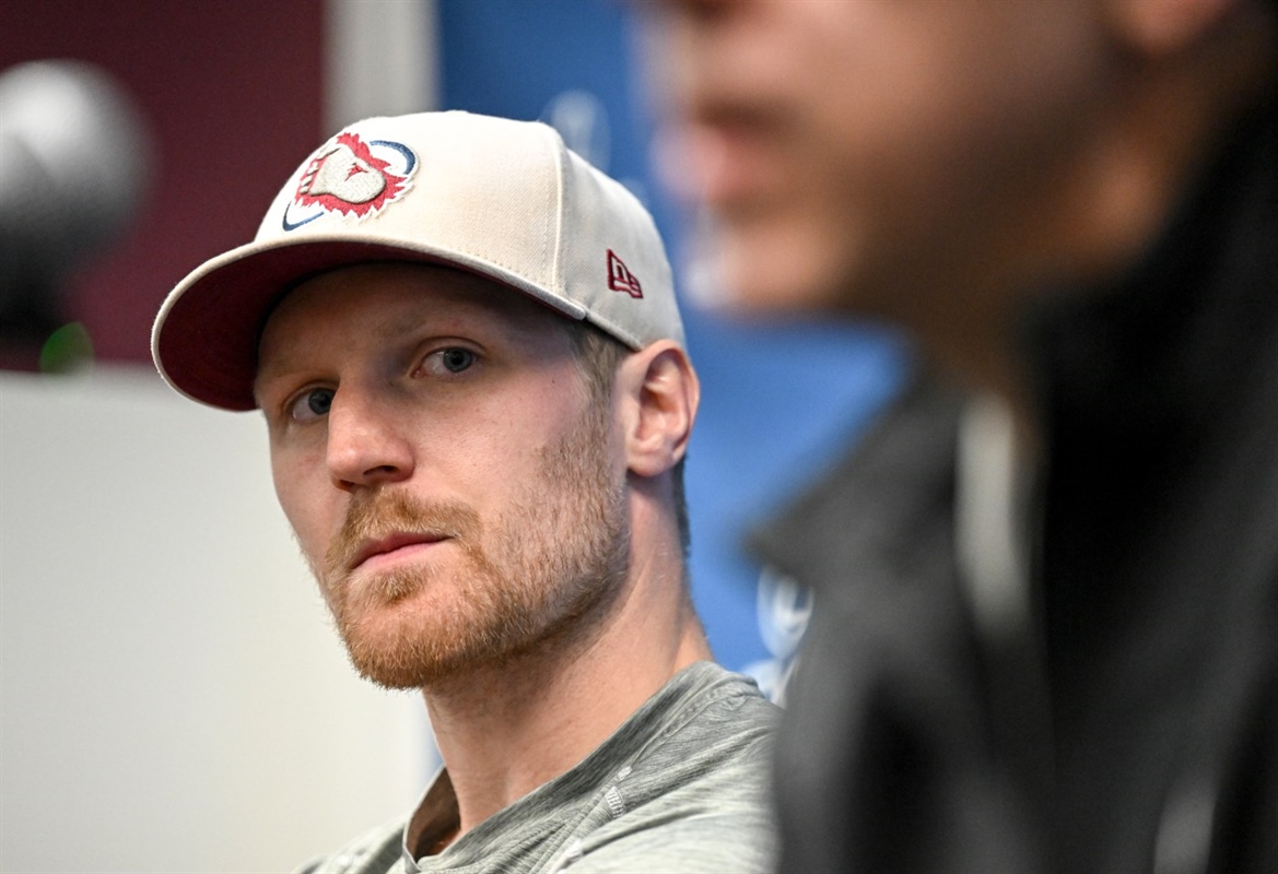 Avalanche coach Jared Bednar expects captain Gabe Landeskog to miss start of the season