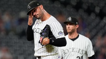 Rockies squander 9th-inning lead, fall to Marlins