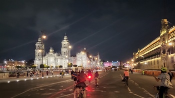 
      
        Denver Has Just Four Bike Messengers Left, Including World Champion
      
    