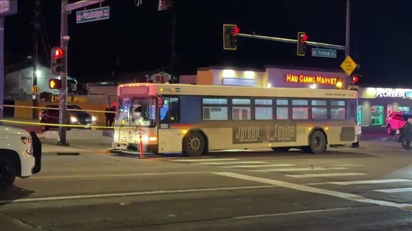 Man fatally shot after approaching 13-year-old boy on Denver RTD bus, police say