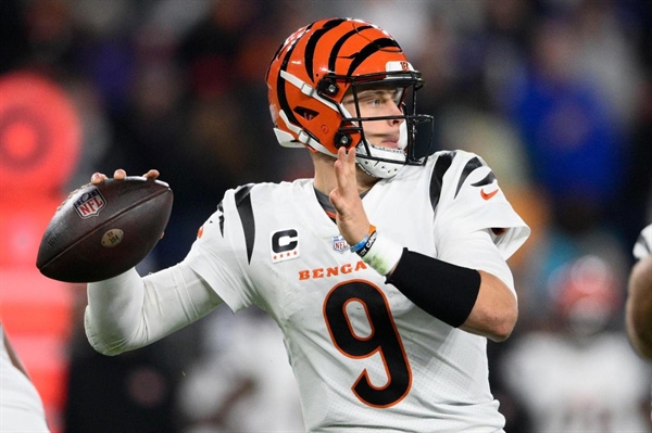 NFL picks: Joe Burrow vs. Patrick Mahomes, schematic fun in the NFC and Carolina’s QB problem lead Week 2 action