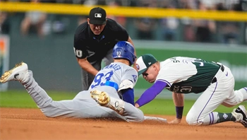 Rockies, routed by Dodgers, lose 100 games for second straight season