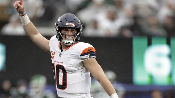 Bo Nix throws his first NFL touchdown pass to help Broncos slip past Rodgers and the Jets 10-9