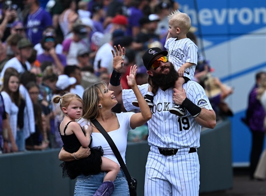 Rockies’ Charlie Blackmon bids adieu to Coors Field in emotional finale:...