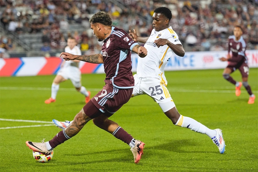 Rapids’ 13-game home unbeaten streak snapped emphatically by LA Galaxy