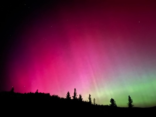 Northern lights could return to Colorado skies tonight, Friday