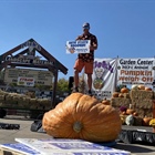 Aurora firefighter reclaims Colorado pumpkin record with one-ton gourd