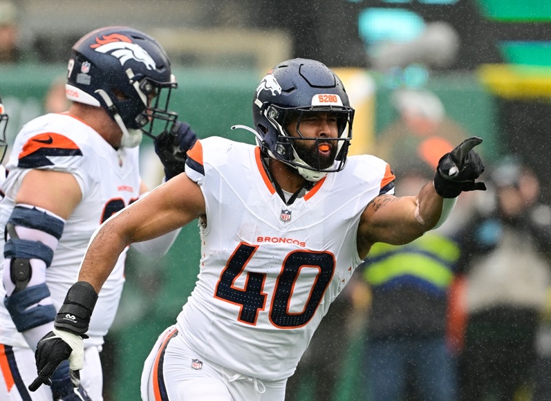 Broncos ILB Justin Strnad, a Tampa-area native, hoping for best as powerful...