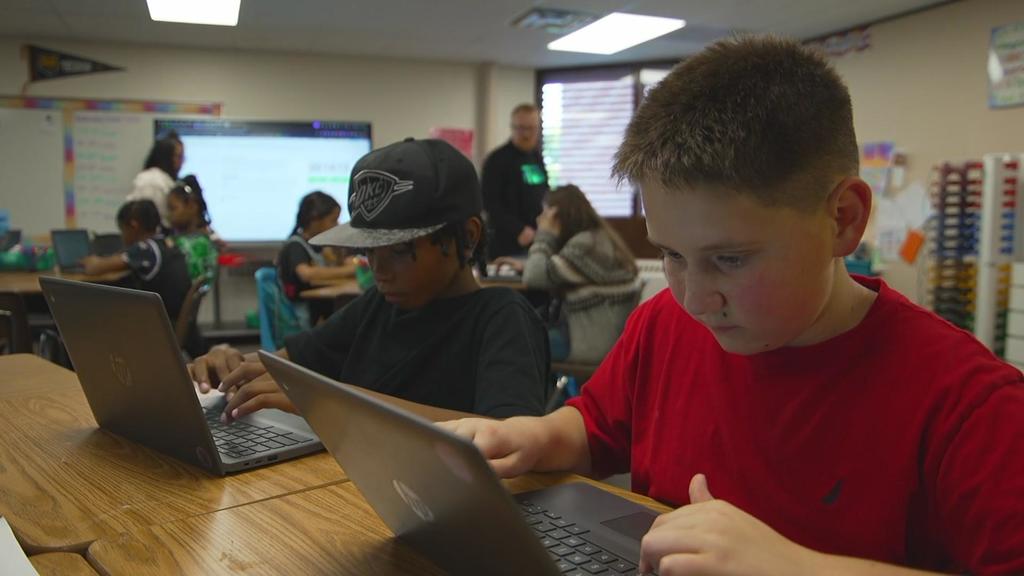 Aurora Public Schools credits new AI technology with helping improve student success in classroom