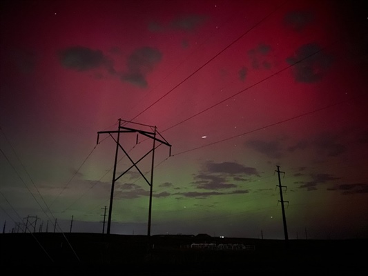 Photos: Northern lights captured throughout Colorado, Denver metro area