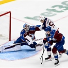 With another rough goaltending performance, Avalanche drops second straight to start season 0-2