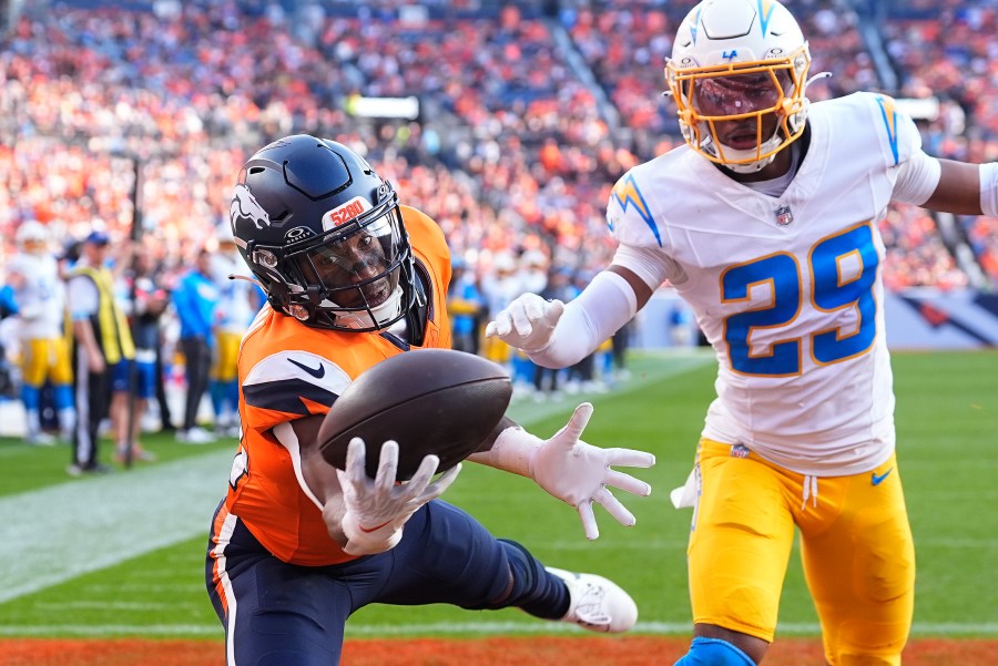 Herbert leads Chargers to 23-16 win over the Broncos, who lost Surtain to a concussion