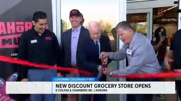 New Hispanic-influenced discount grocery store opens in Aurora