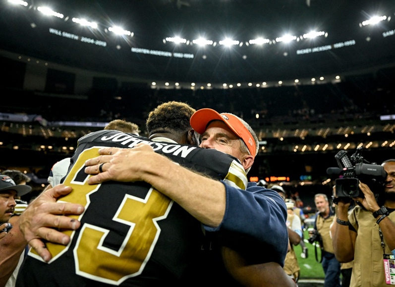 A night celebrating past made Broncos coach Sean Payton grateful for his present:...