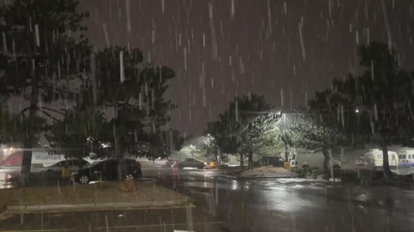 Snow falls in Colorado foothills to much celebration after long stretch of dry conditions