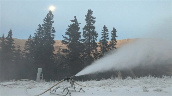 Photos: Colorado mountains getting snow with weekend storm, manmade powder