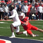 Shedeur Sanders accounts for 3 touchdowns, Colorado shuts down Arizona 34-7