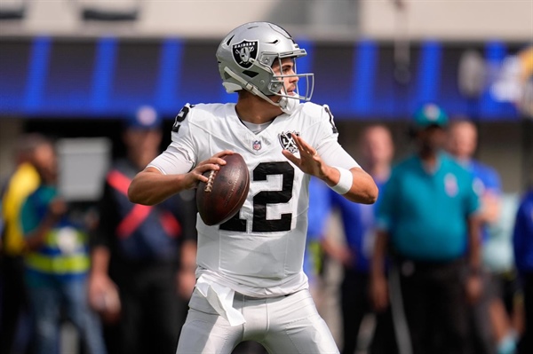 Raiders QB Aidan O’Connell expected to be out 4-6 weeks with a broken thumb,...