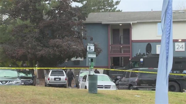 Aurora police update deadly shooting where teen killed after hostage situation, shootout