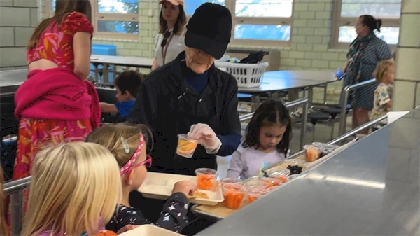 Denver lunch lady has been serving up kindness with meals for nearly half a century