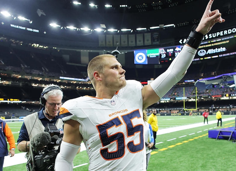 Denver Broncos linebacker Cody Barton gets AFC Defensive Player of the Week...