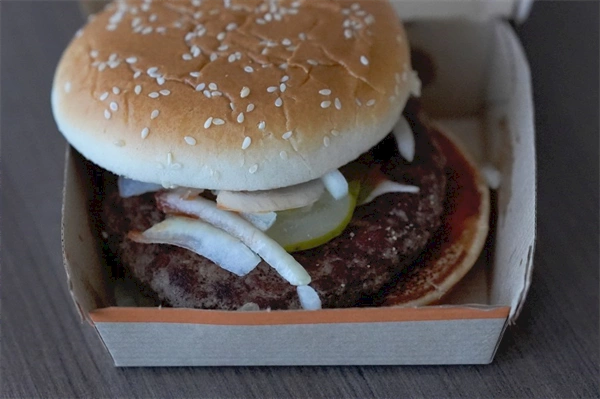 McDonald's E. coli outbreak: Why only the Quarter Pounder was linked