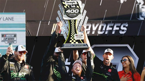 Tyler Reddick wins at Homestead, giving Michael Jordan a chance at the...