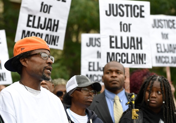 Father of Elijah McClain sentenced to 10 days jail or home detention in...