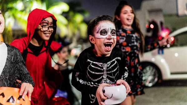 Colorado drivers urged to slow down in neighborhoods for trick-or-treaters