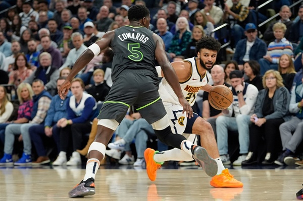 Jamal Murray leaves game in concussion protocol, Nuggets fall to Timberwolves on Anthony Edwards’ late bucket