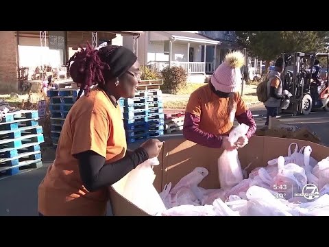 Daddy Bruce Foundation seeking donations for 2024 Thanksgiving meal giveaway