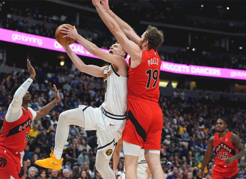 Nuggets rally to beat Toronto but lose Aaron Gordon to injury