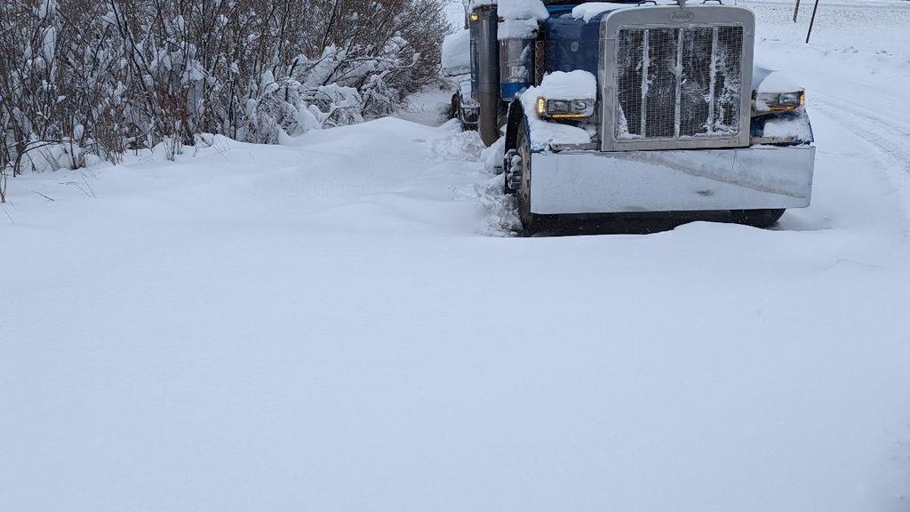 CDOT restricting types of vehicles allowed on I-70 west