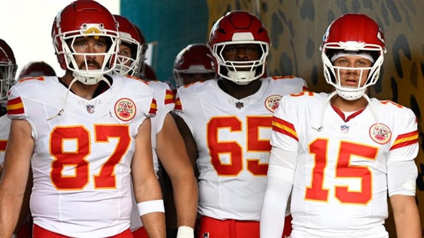 Patrick Mahomes and Travis Kelce's homes burglarized