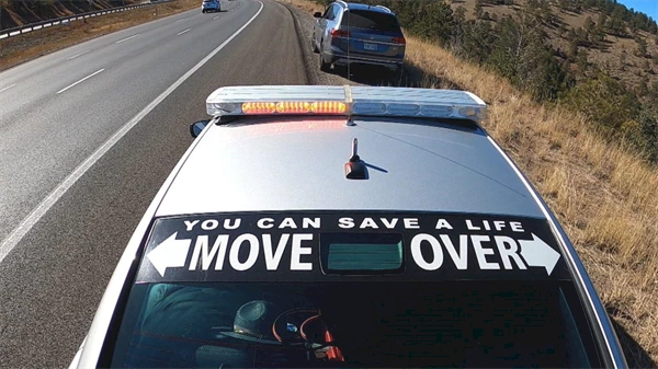 Move over for emergency vehicles in Colorado or get fined