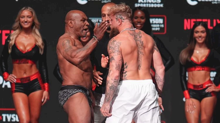 Jake Paul, Mike Tyson see roles switched as they prepare for their boxing match