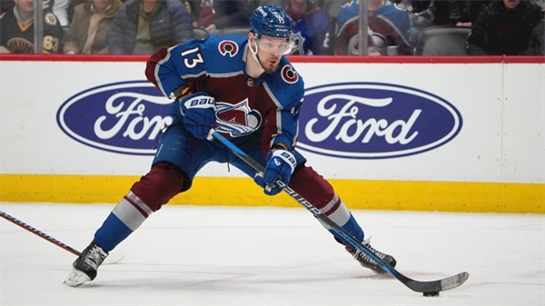 Suspended Avs forward added to roster, will make season debut against Washington