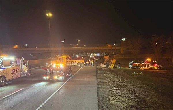 Excavator falls off trailer, causes delays on I-25 overnight