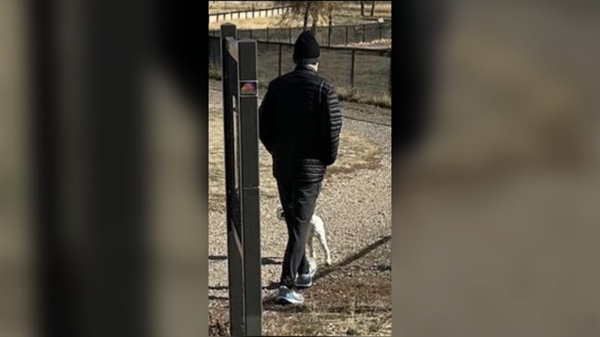 Boulder police searching for suspect accused of assaulting blind man