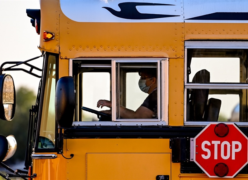 Castle Rock bus driver who left 40 elementary students at a busy intersection...