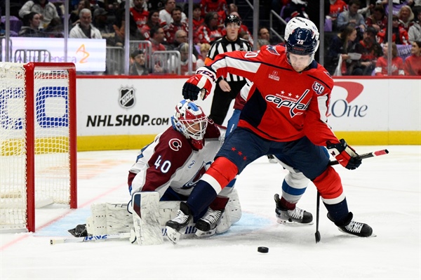 Avalanche welcomes back Alexandar Georgiev, hold off Capitals for second straight win