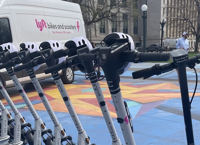 
      
        Bird to Take Over Denver's Dockless E-Scooter Operation from...