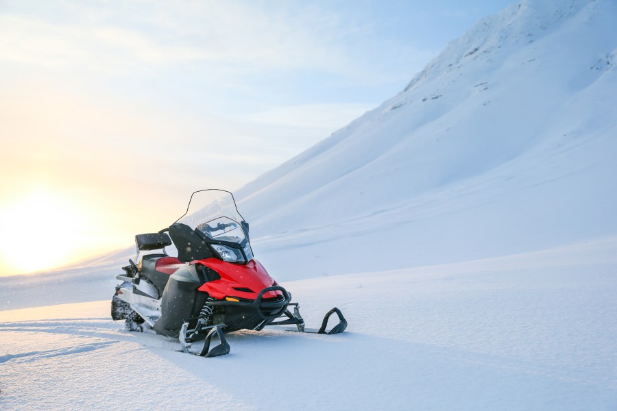 Man dies while snowmobiling in Rio Blanco County
