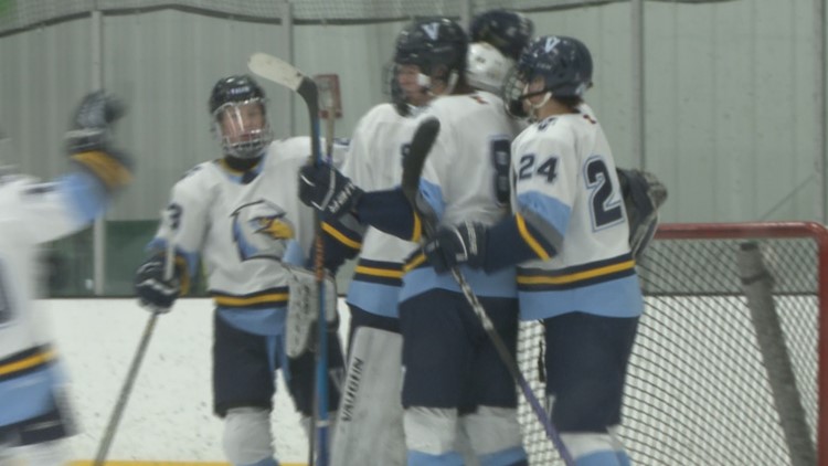 Valor Christian advances to 5A hockey Frozen Four