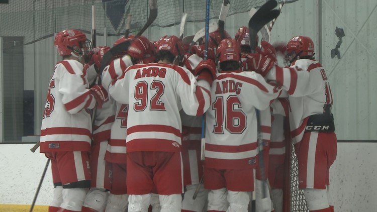 Regis Jesuit hockey defeats Monarch in 5A Frozen Four