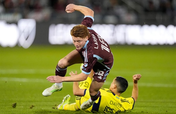 Rapids settle for draw after conceding late goal to Nashville on penalty kick