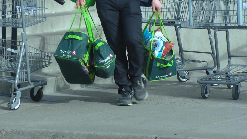 Colorado experts explain why grocery prices keep rising, provide tips on saving money today